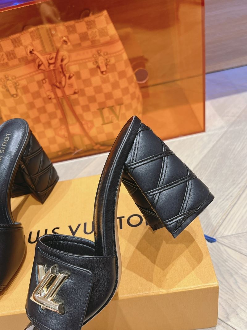 Louis Vuitton Slippers